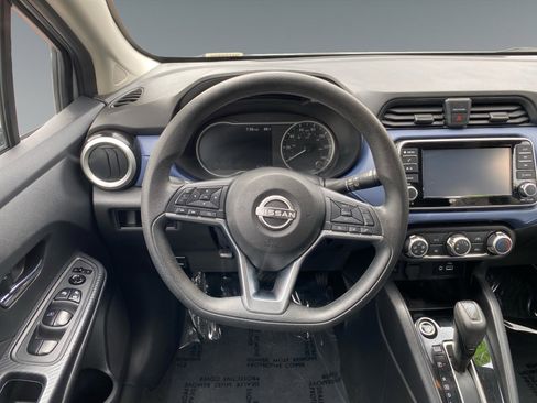 Used 2023 Nissan Versa SV FWD image 12