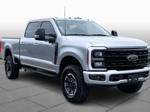 Certified 2024 Ford F250 Lariat w/ Lariat Ultimate Package image 3