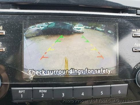 Used 2016 Nissan Rogue S w/ Appearance Package image 31