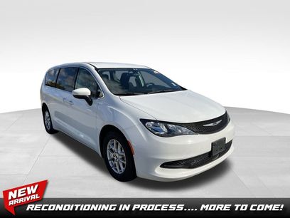 Used 2022 Chrysler Voyager LX