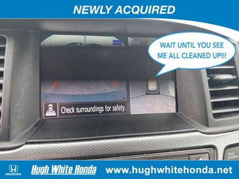 Used 2020 Nissan Pathfinder SL image 9