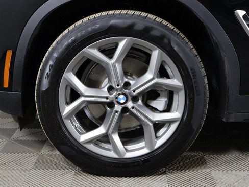 Used 2025 BMW X4 xDrive30i image 26