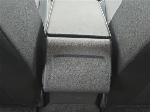 Used 2024 Volkswagen Jetta SE image 15