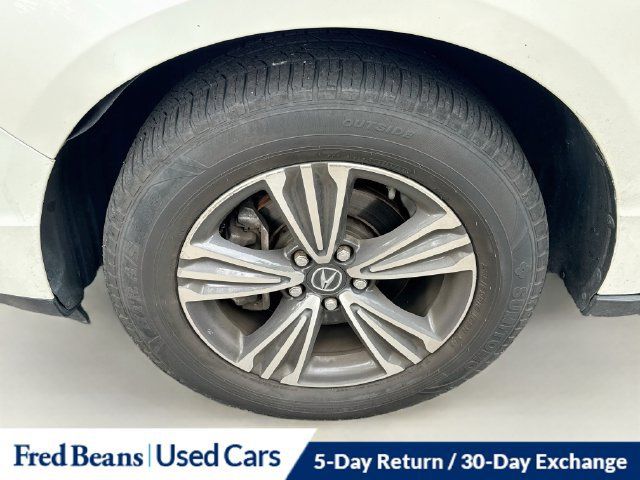 Used 2017 Acura MDX SH-AWD image 25