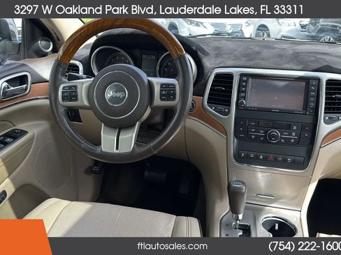 Used 2012 Jeep Grand Cherokee Overland w/ Mopar Chrome Edition Group image 37