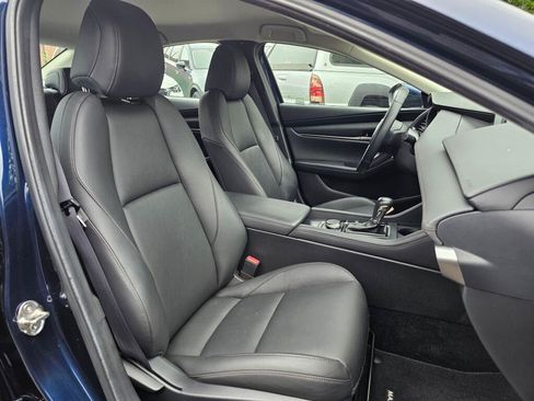 Used 2020 MAZDA MAZDA3 Sedan w/ Select Package FWD image 11