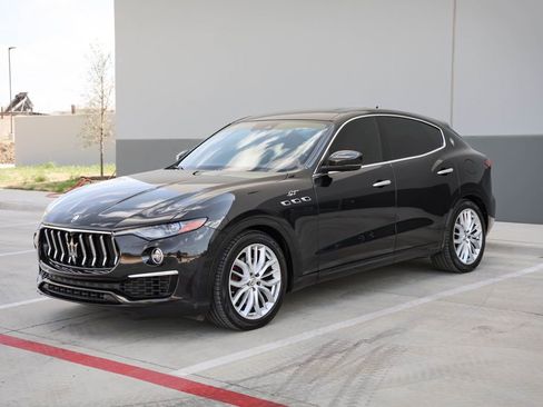 Used 2022 Maserati Levante GT image 4
