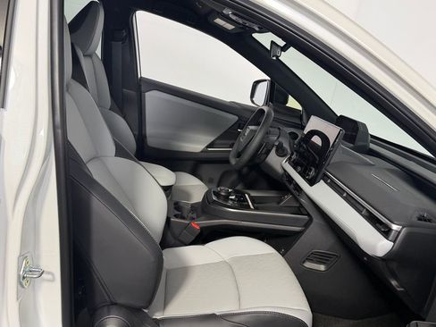 Used 2026 Subaru Solterra Premium image 31