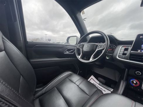 Used 2021 Chevrolet Tahoe RST w/ Luxury Package image 15