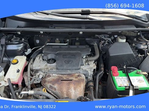 Used 2015 Toyota RAV4 Limited AWD/4WD image 30