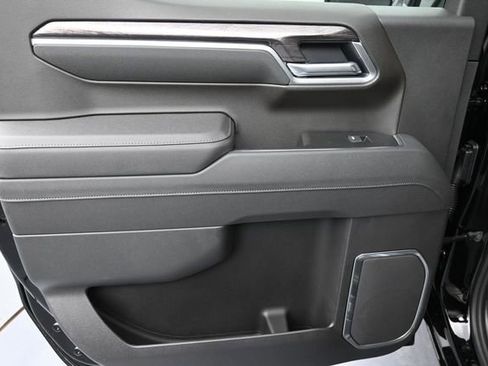 New 2026 Chevrolet Silverado 1500 LTZ w/ LTZ Premium Package AWD/4WD image 32