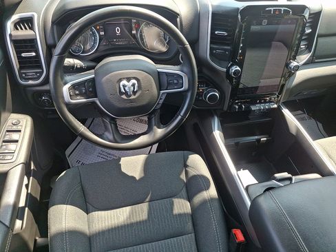 Used 2022 RAM 1500 Big Horn AWD/4WD image 11