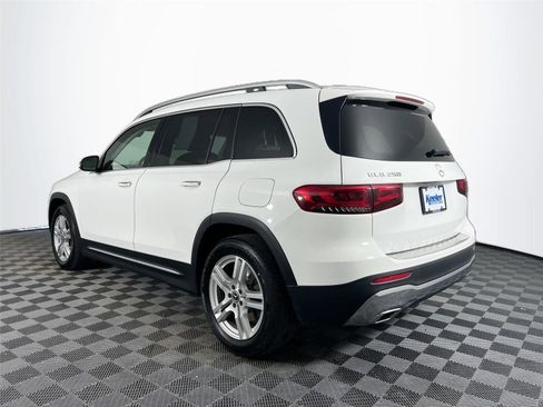 Certified 2021 Mercedes-Benz GLB 250 4MATIC image 4