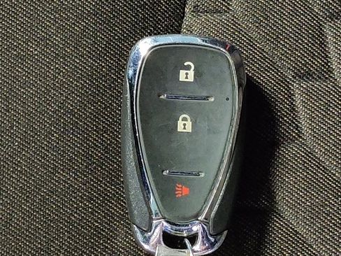 Used 2019 Chevrolet Equinox LT image 32