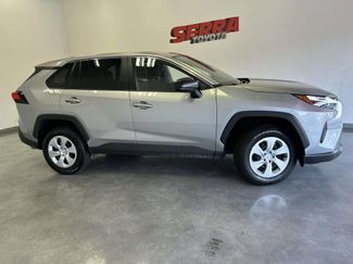 Used 2025 Toyota RAV4 LE FWD video 2