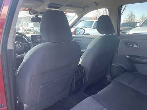 Used 2021 Nissan Rogue SV image 24