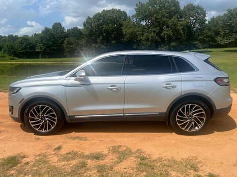 Used 2019 Lincoln Nautilus Reserve FWD image 5