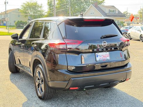 Used 2024 Nissan Rogue SV AWD/4WD image 81