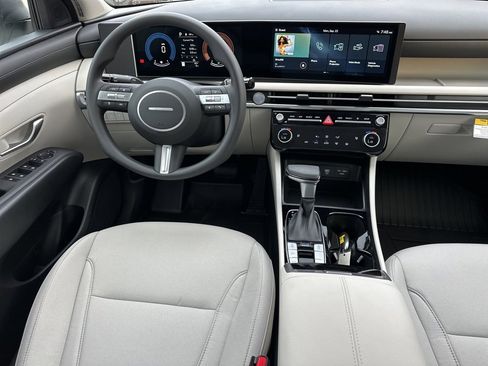 New 2026 Hyundai Tucson SEL image 16