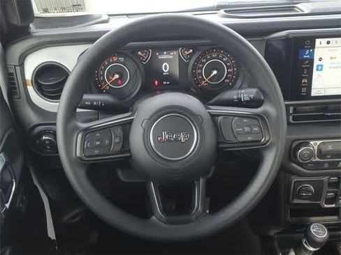 New 2026 Jeep Gladiator Sport image 22