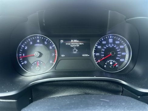 Used 2024 Kia Forte LXS FWD image 26