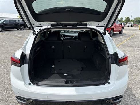 Used 2022 Buick Envision Essence w/ Technology Package II FWD image 21