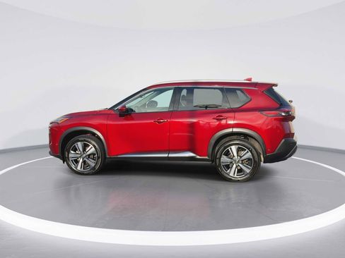 Used 2023 Nissan Rogue SL w/ SL Premium Package image 5