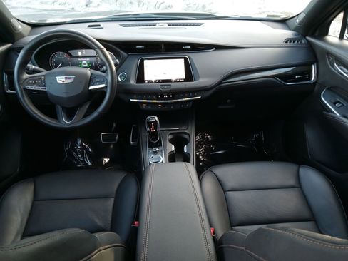 Used 2021 Cadillac XT4 Sport image 15