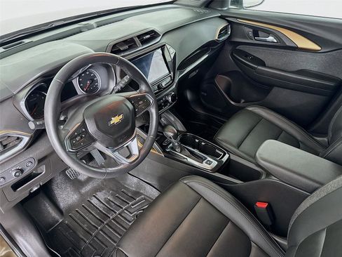 Used 2021 Chevrolet TrailBlazer ACTIV w/ Sun and Liftgate Package image 10