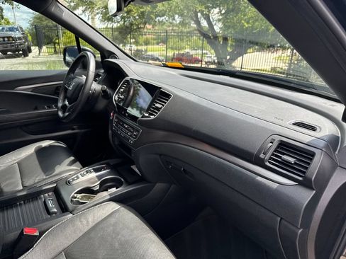 Used 2023 Honda Passport EX-L image 37