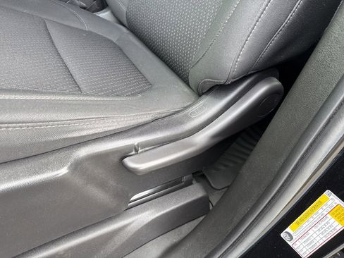 Certified 2022 Chevrolet Silverado 1500 Custom w/ Safety Confidence Package image 17