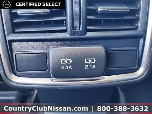 Used 2020 Subaru Forester Limited image 27