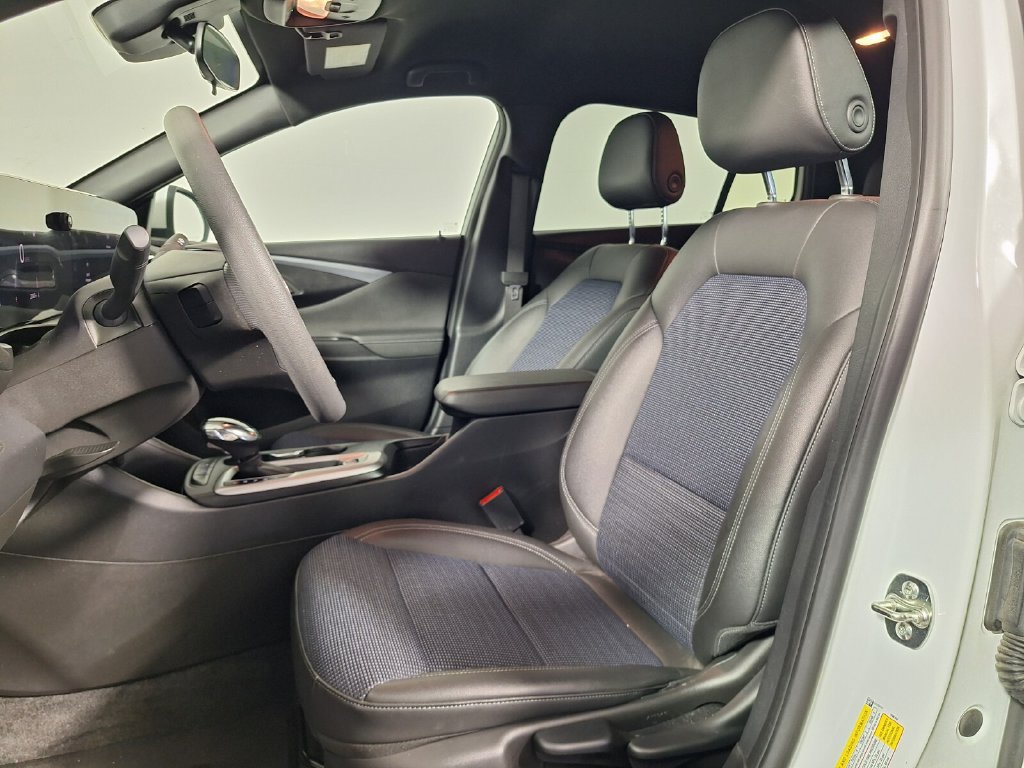 Used 2026 Buick Envista Preferred FWD image 21