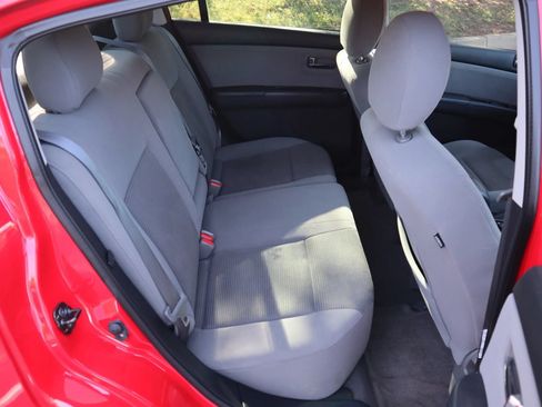 Used 2012 Nissan Sentra 2.0 SR FWD image 19