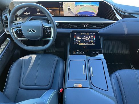 Certified 2026 INFINITI QX80 4WD w/ Sport Exterior Package image 12