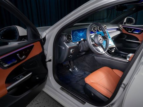 Certified 2025 Mercedes-Benz C 300 Sedan image 10
