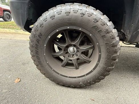 Used 2017 Toyota Tundra SR5 w/ SR5 Upgrade Package image 7