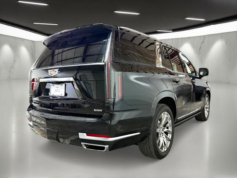 New 2025 Cadillac Escalade Premium Luxury w/ Touring Package image 8