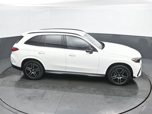 Used 2023 Mercedes-Benz GLC 300 GLC 300 image 39