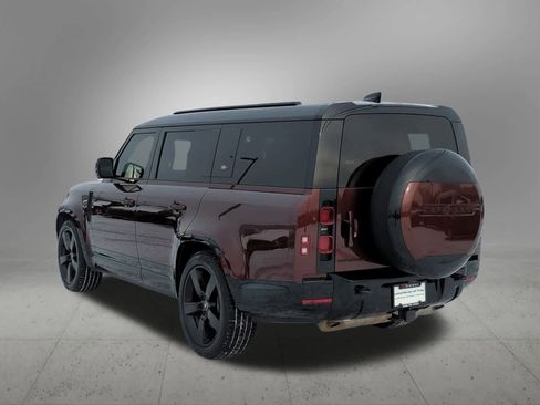 Certified 2024 Land Rover Defender 130 X-Dynamic SE image 4