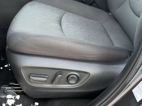 Used 2022 Toyota RAV4 XLE image 14