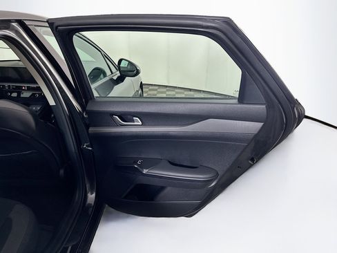 Used 2025 Kia K5 LXS image 30