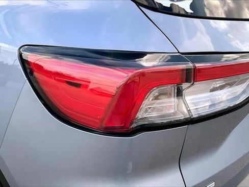 Used 2022 Ford Escape SE w/ Cold Weather Package image 28