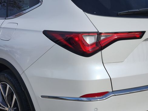 Used 2023 Acura MDX FWD w/ Technology Package image 5