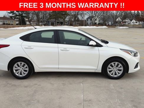Used 2021 Hyundai Accent SE image 9