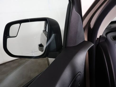 Used 2017 Chevrolet Colorado Z71 RWD image 29