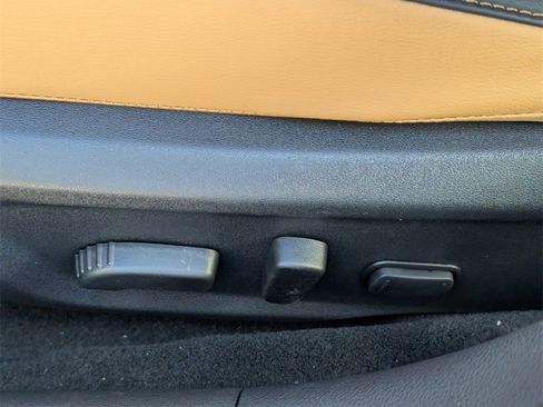 Certified 2025 Nissan Sentra SV w/ SV Premium Package image 18