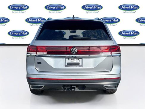 Used 2025 Volkswagen Atlas SE FWD image 6