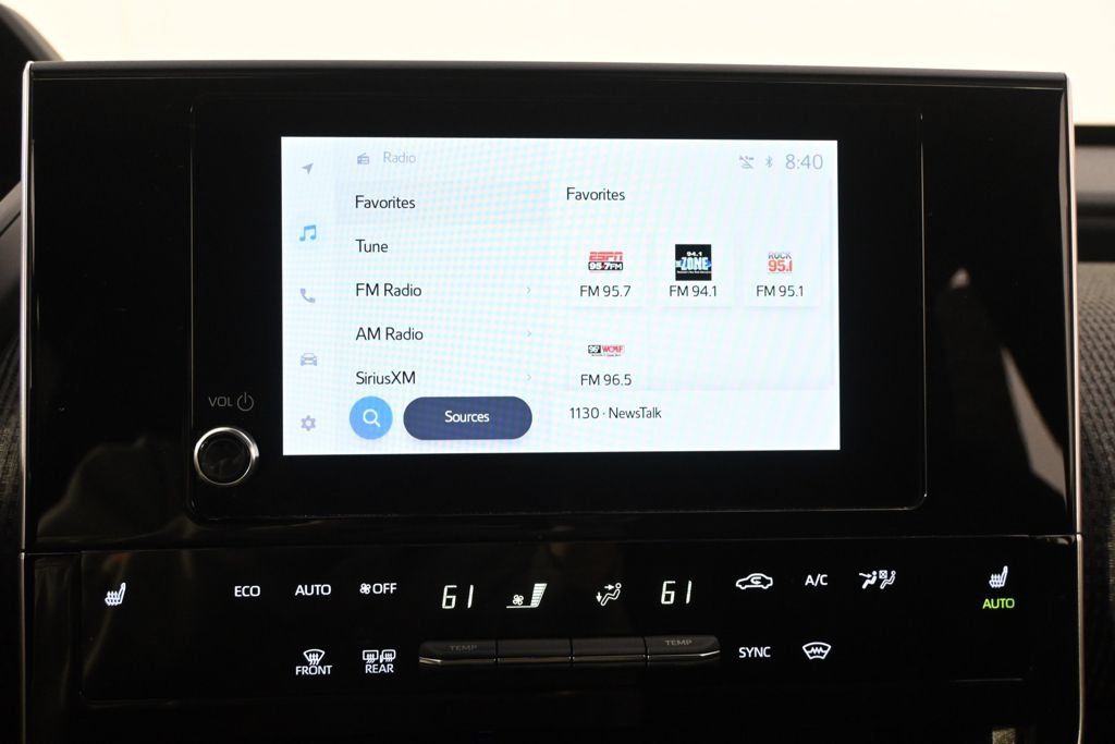 Certified 2023 Subaru Solterra AWD image 28