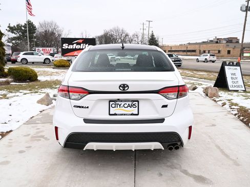 Used 2021 Toyota Corolla SE image 6